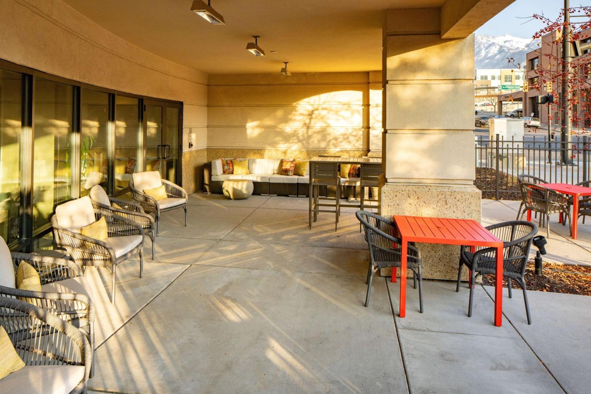 Hilton Garden Inn Ogden Exterior photo